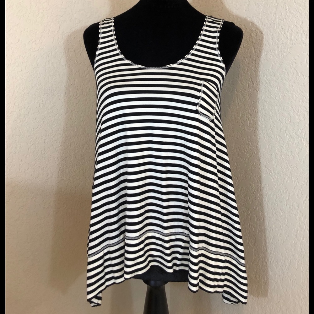 MAX STUDIO Sleeveless top